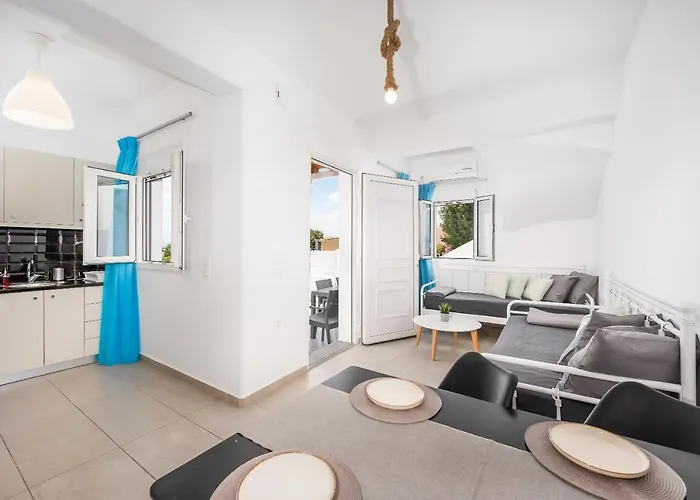 Anzuelo Apartments